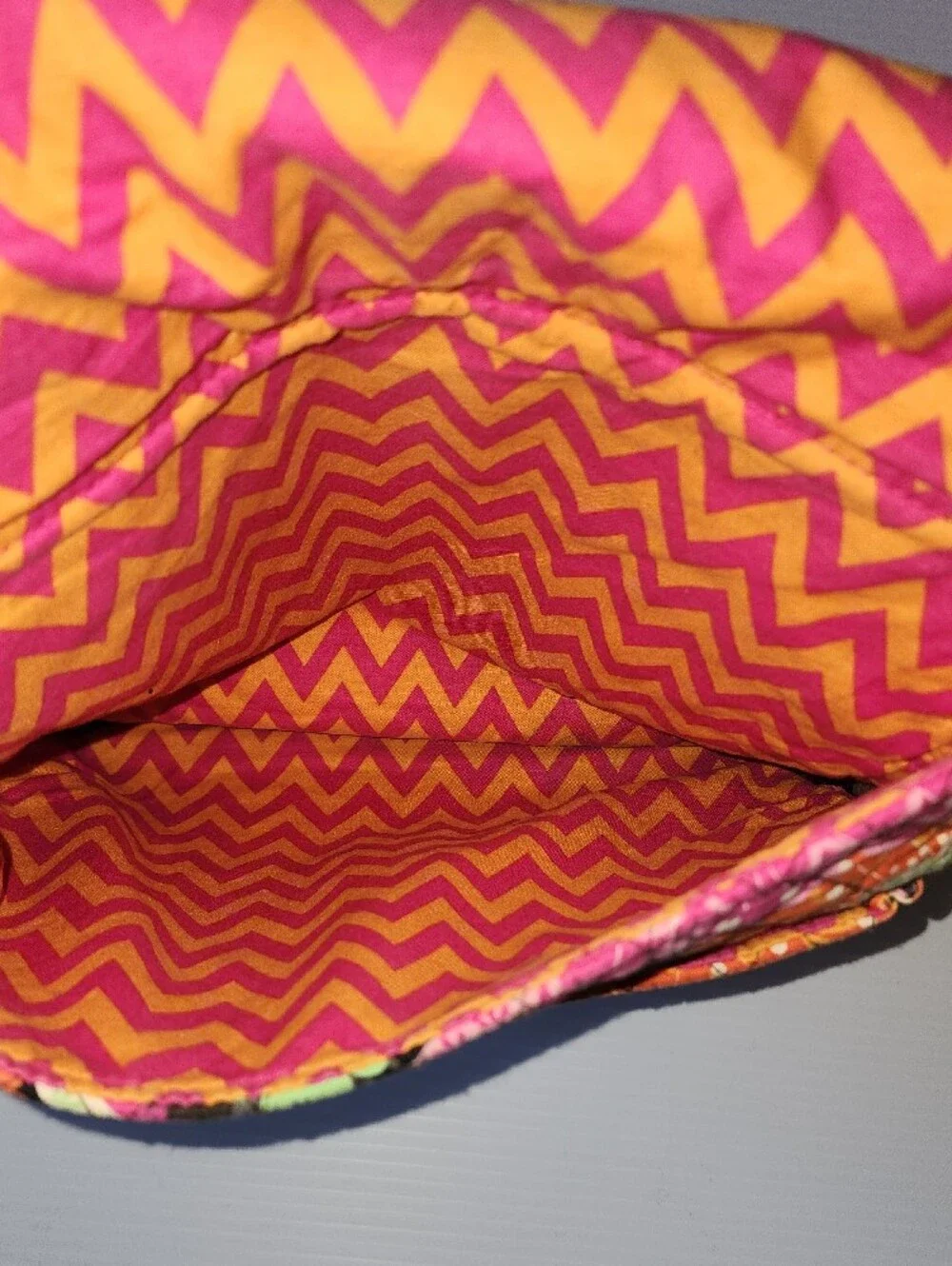 Vera Bradley Ziggy Zinnia Quilted Floral Patchwork Crossbody.